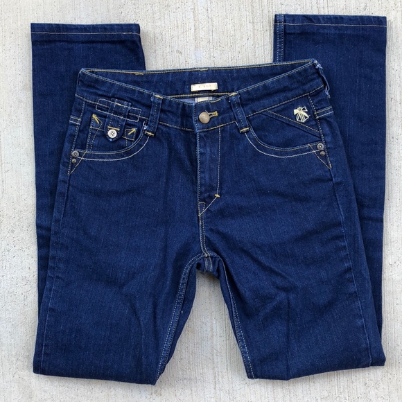 French Connection - Picture 2 of 8